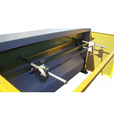 Mazanek - GM 2000 / 1.5 mechanical guillotine