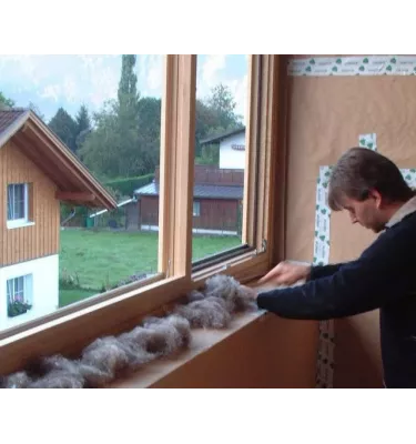 Isolena - ovčí vlna ve velkém SD LW