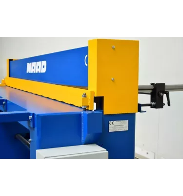 Maad - gilotyna mechaniczna NGM - 2500/1,5