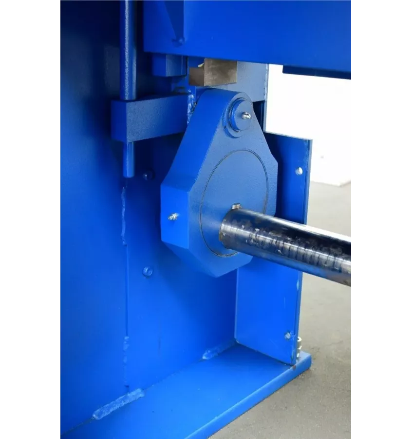 Maad - gilotyna mechaniczna NGM - 2500/1,5