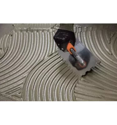 Kiilto - klej cementowy elastyczny do płytek podłogowych Floorfix DF